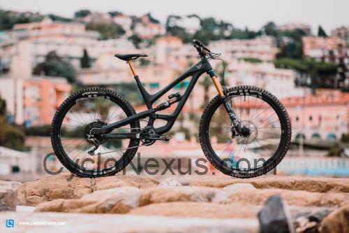 YT Industries Capra Pro scheda tecnica e recensioni